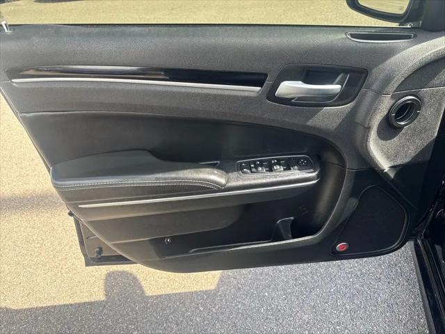 2017 Chrysler 300 300S AWD