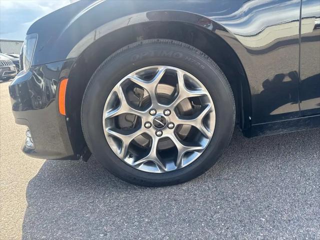 2017 Chrysler 300 300S AWD