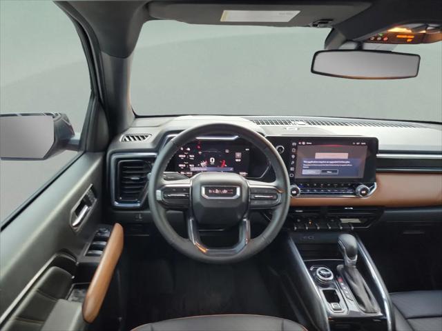 2025 GMC Canyon 4WD AT4
