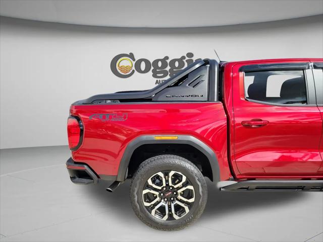 2025 GMC Canyon 4WD AT4
