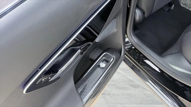 2025 Mercedes-Benz C-CLASS C 300 C 300