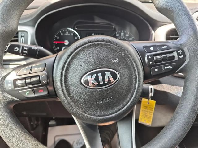 2017 Kia Sorento 3.3L LX