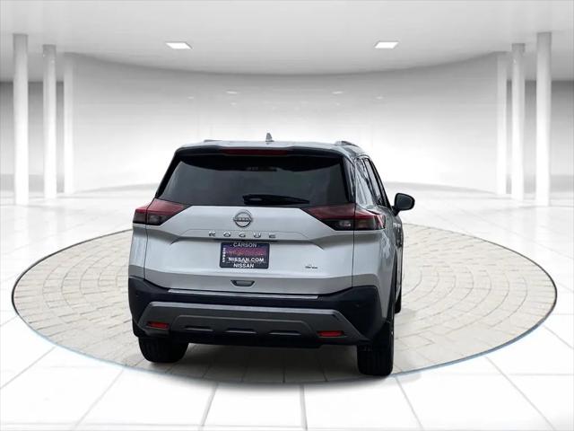 2023 Nissan Rogue SL FWD