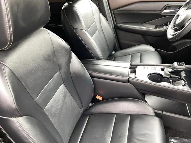 2023 Nissan Rogue SL FWD