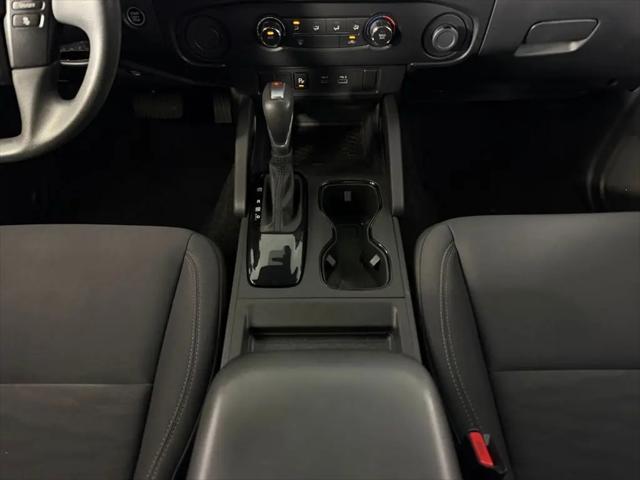 2023 Nissan Frontier Crew Cab SV 4x2