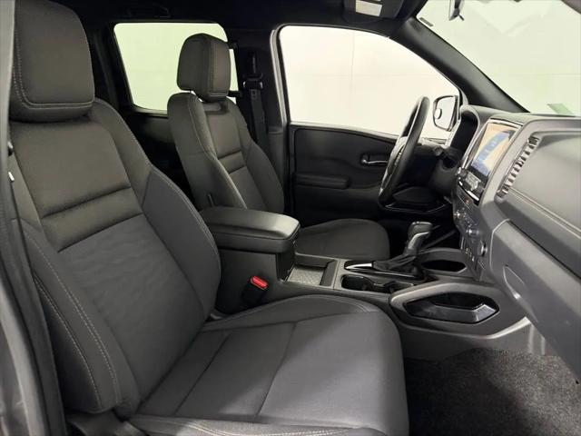 2023 Nissan Frontier Crew Cab SV 4x2