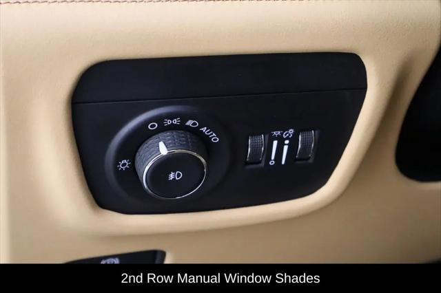 2025 Jeep Grand Cherokee L Summit Reserve 4x4