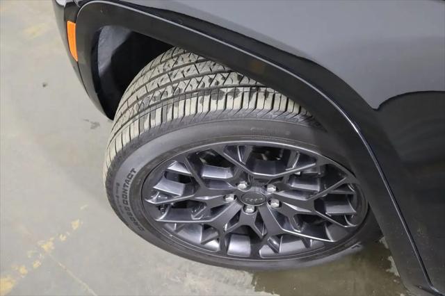 2025 Jeep Grand Cherokee L Summit Reserve 4x4