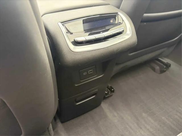 2025 Cadillac XT6 AWD Premium Luxury