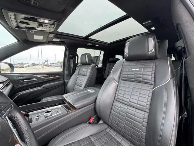 2024 Cadillac Escalade ESV 4WD Premium Luxury Platinum