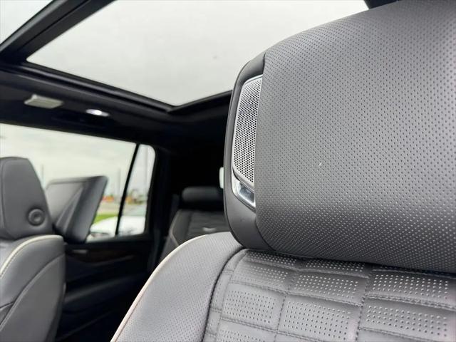 2024 Cadillac Escalade ESV 4WD Premium Luxury Platinum