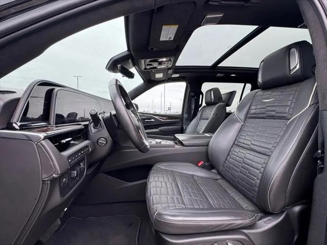 2024 Cadillac Escalade ESV 4WD Premium Luxury Platinum