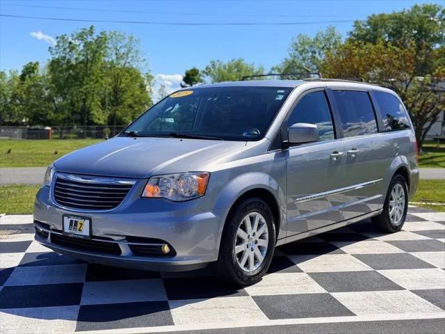 2015 Chrysler Town & Country Touring