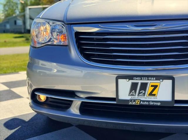 2015 Chrysler Town & Country Touring