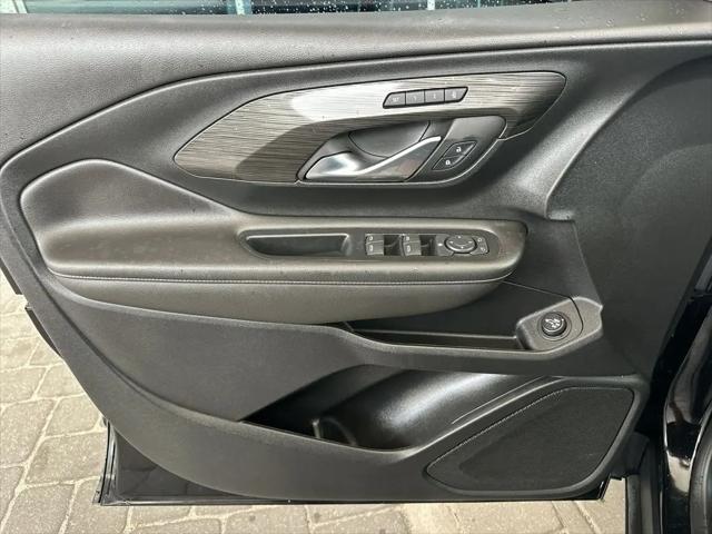 2023 GMC Terrain FWD SLT