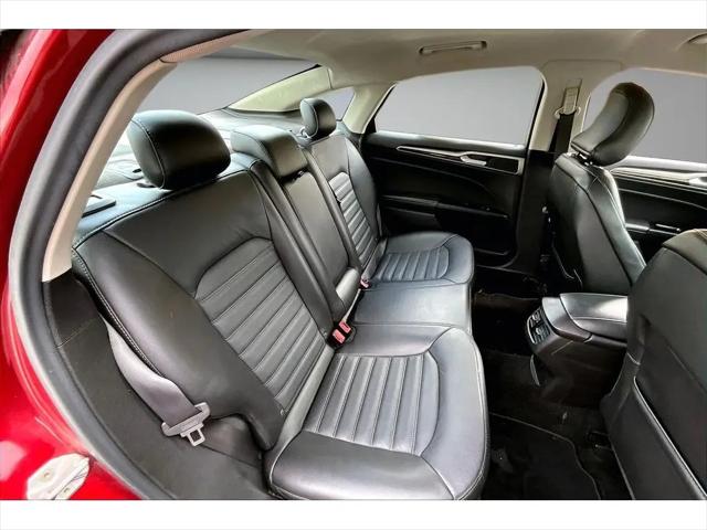 2016 Ford Fusion SE