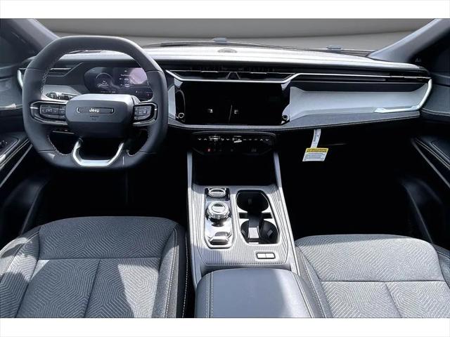 2026 Jeep Cherokee Laredo 4x4