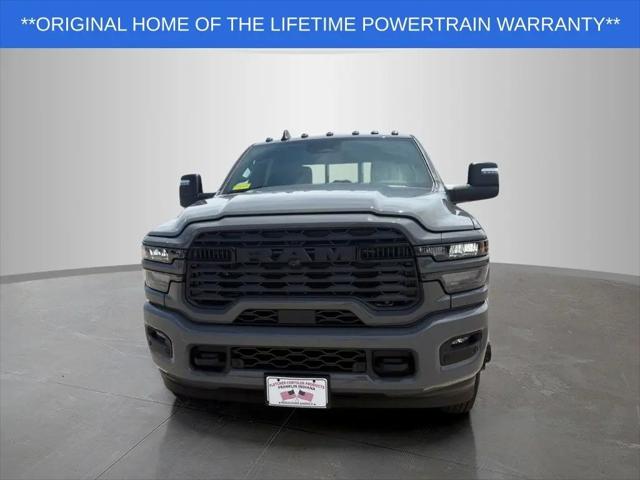 2026 Ram 3500 Big Horn Crew Cab 4x4 8' Box