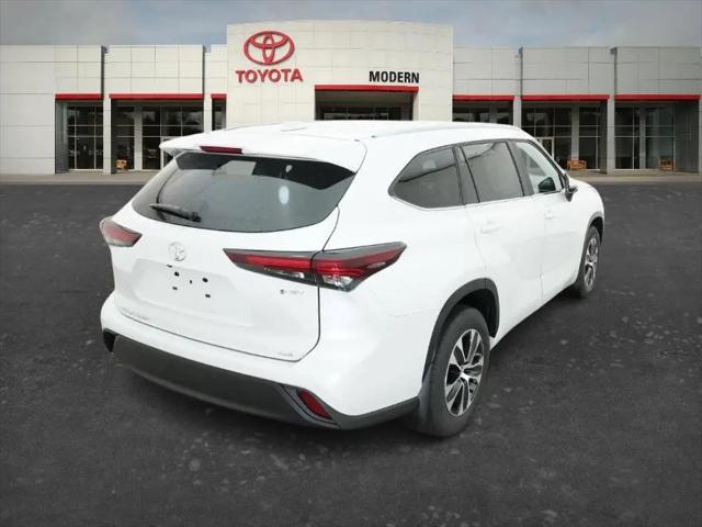 2026 Toyota Highlander Hybrid XLE