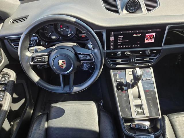 2023 Porsche Macan T