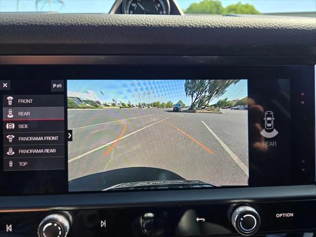 2023 Porsche Macan T