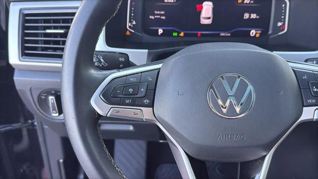 2022 Volkswagen Atlas 3.6L V6 SE w/Technology