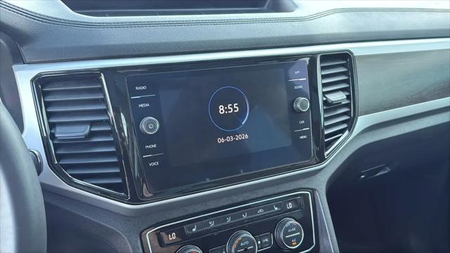 2022 Volkswagen Atlas 3.6L V6 SE w/Technology
