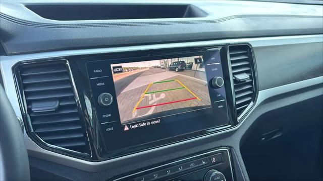 2022 Volkswagen Atlas 3.6L V6 SE w/Technology