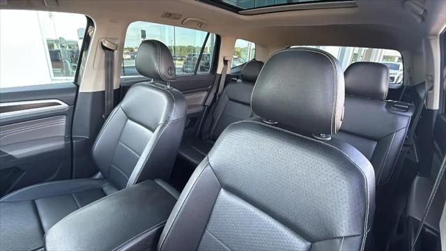 2022 Volkswagen Atlas 3.6L V6 SE w/Technology