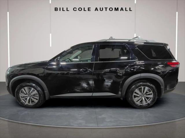 2022 Nissan Pathfinder SL 4WD