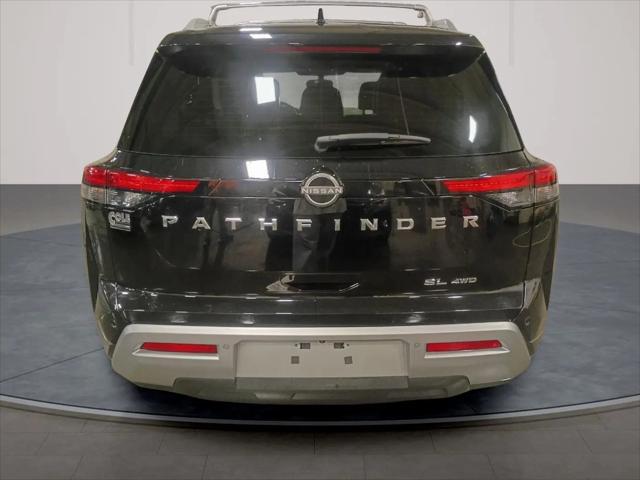 2022 Nissan Pathfinder SL 4WD