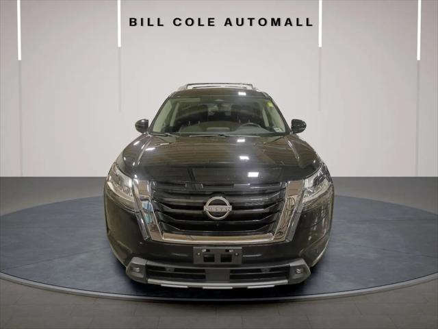 2022 Nissan Pathfinder SL 4WD
