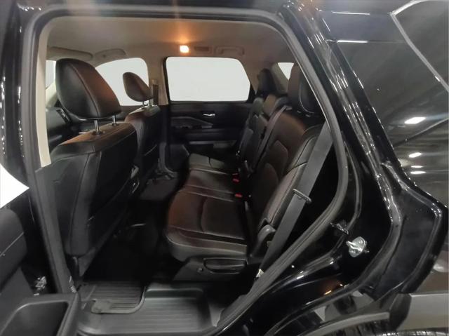 2022 Nissan Pathfinder SL 4WD