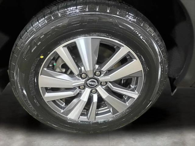 2022 Nissan Pathfinder SL 4WD
