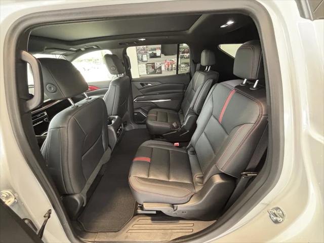 2024 Chevrolet Traverse AWD RS