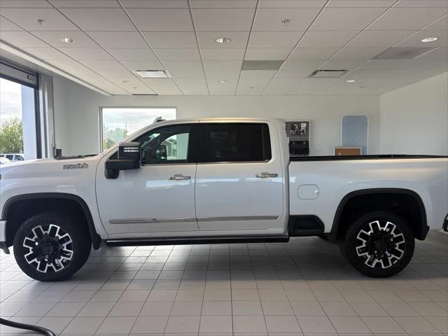2025 Chevrolet Silverado 2500HD 4WD Crew Cab Standard Bed High Country
