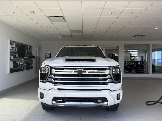 2025 Chevrolet Silverado 2500HD 4WD Crew Cab Standard Bed High Country