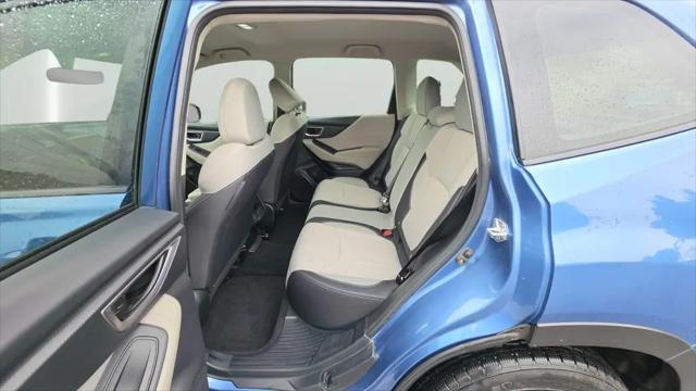 2023 Subaru Forester Base