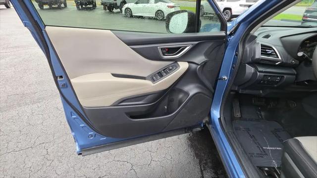 2023 Subaru Forester Base