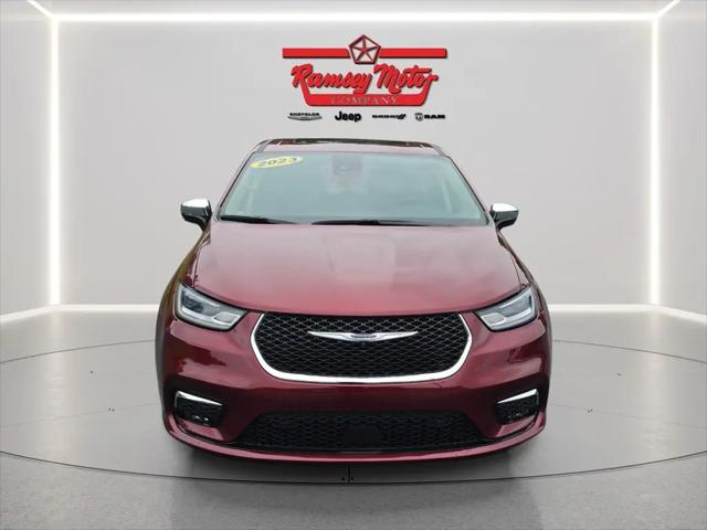 2023 Chrysler Pacifica Hybrid Limited