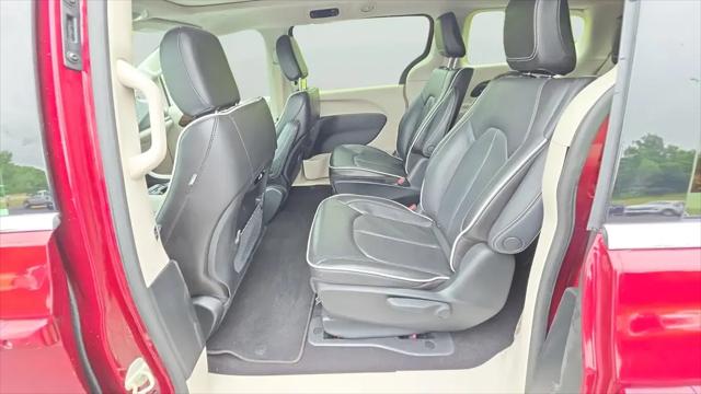 2023 Chrysler Pacifica Hybrid Limited