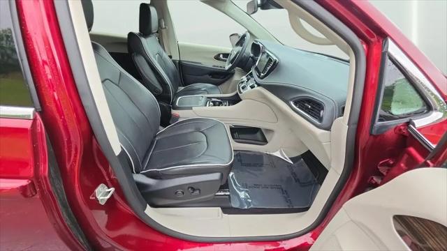 2023 Chrysler Pacifica Hybrid Limited