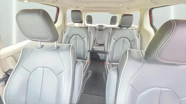2023 Chrysler Pacifica Hybrid Limited
