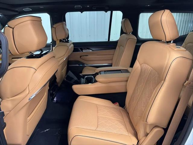 2026 Jeep Grand Wagoneer Summit Reserve 4x4
