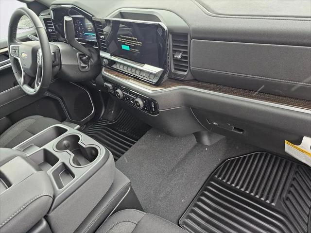 2026 Chevrolet Silverado 1500 4WD Crew Cab Standard Bed LT