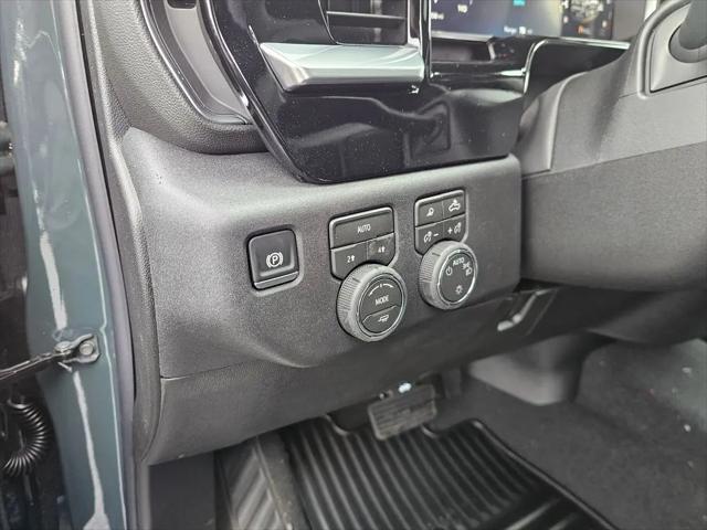 2026 Chevrolet Silverado 1500 4WD Crew Cab Standard Bed LT