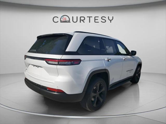 2023 Jeep Grand Cherokee Altitude 4x4