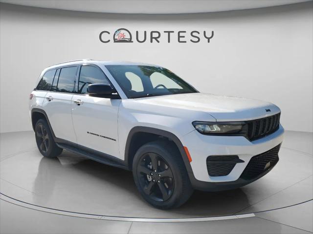 2023 Jeep Grand Cherokee Altitude 4x4