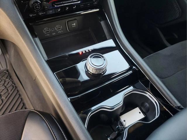 2023 Jeep Grand Cherokee Altitude 4x4