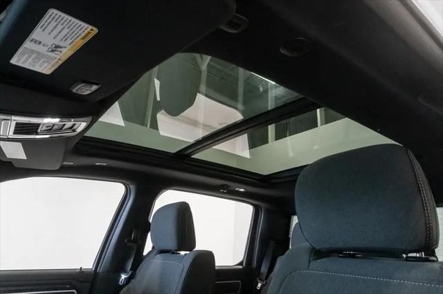 2022 Ram 1500 Big Horn Crew Cab 4x4 5'7" Box